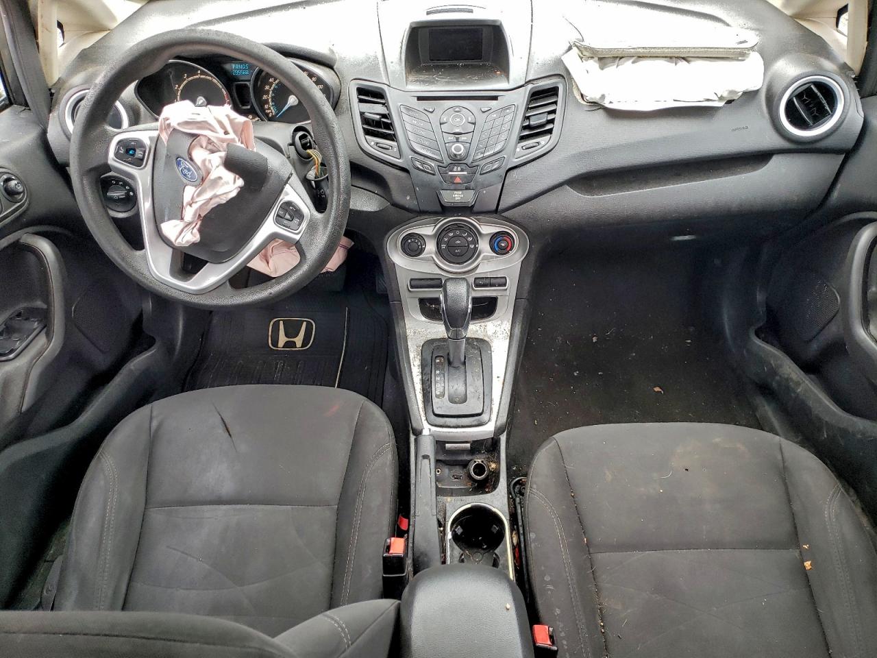 2018 FORD FIESTA SE photo 15