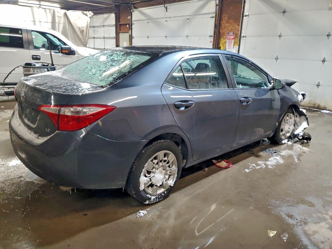 2016 TOYOTA COROLLA L photo 3