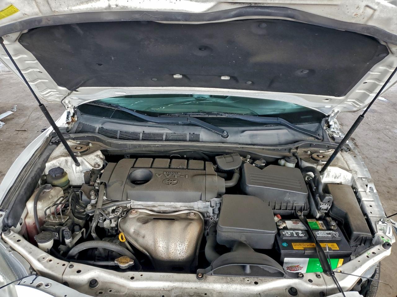 2011 TOYOTA CAMRY BASE photo 11