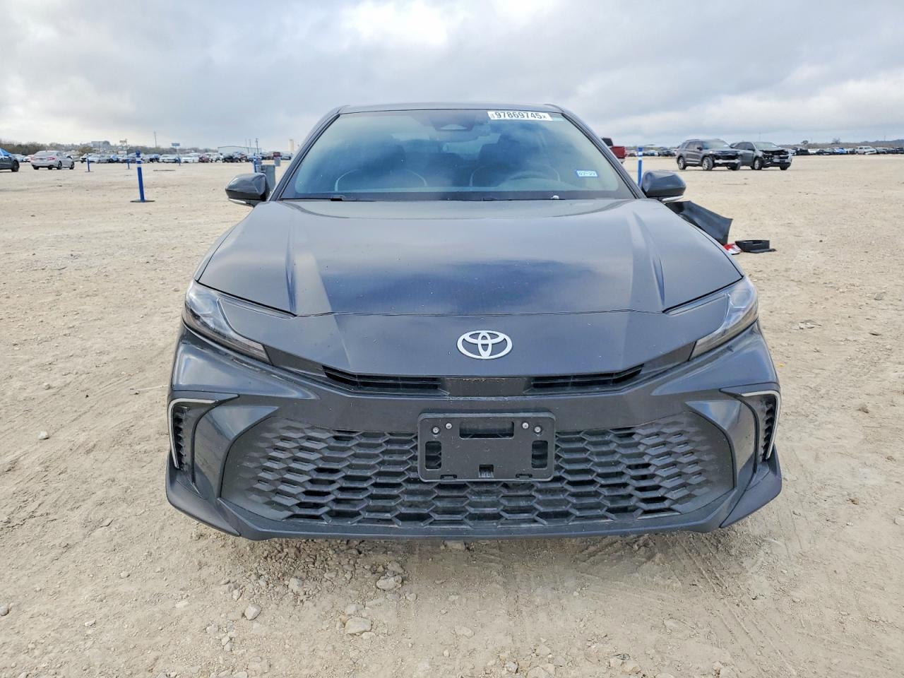 2025 TOYOTA CAMRY photo 5
