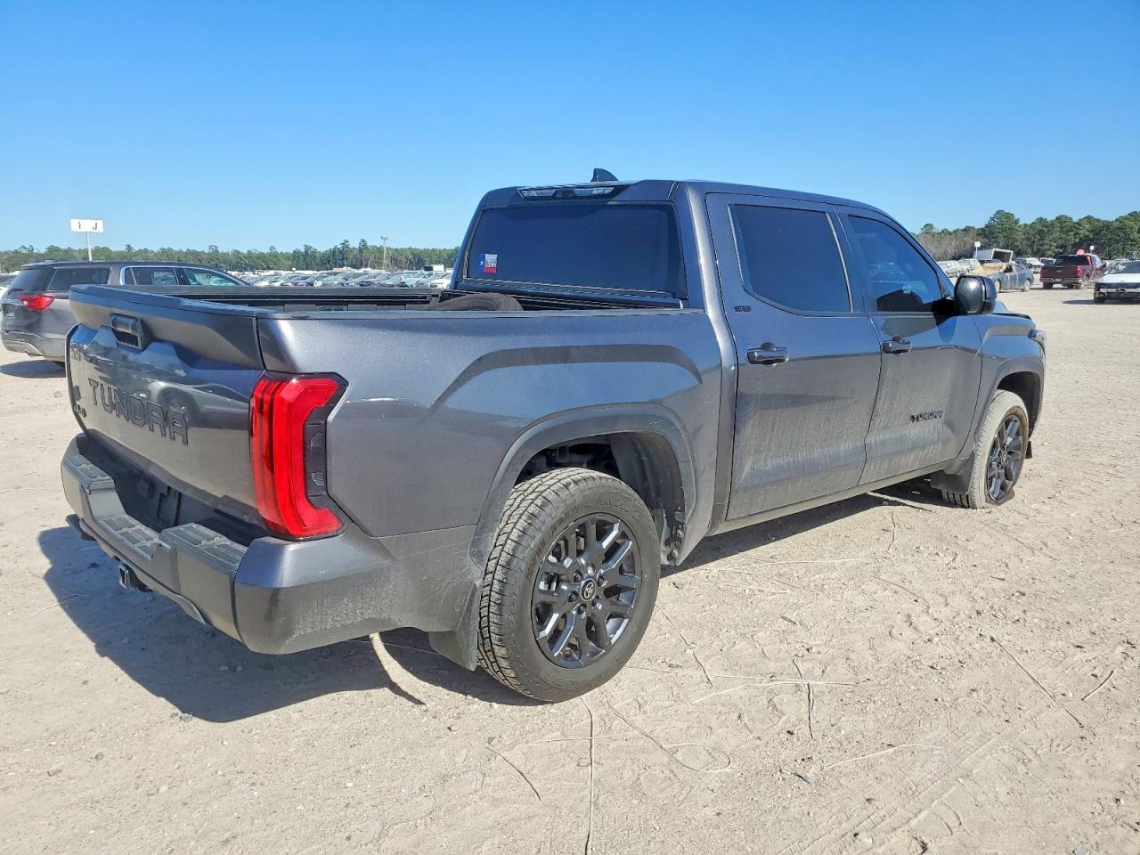2024 TOYOTA TUNDRA SR5 photo 3
