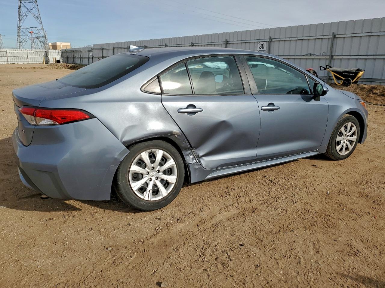2020 TOYOTA COROLLA LE photo 3