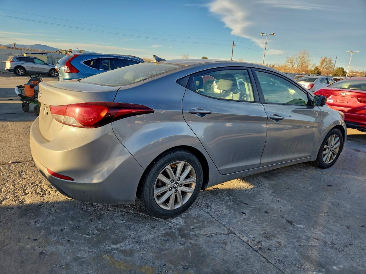 2014 HYUNDAI ELANTRA SE photo 3