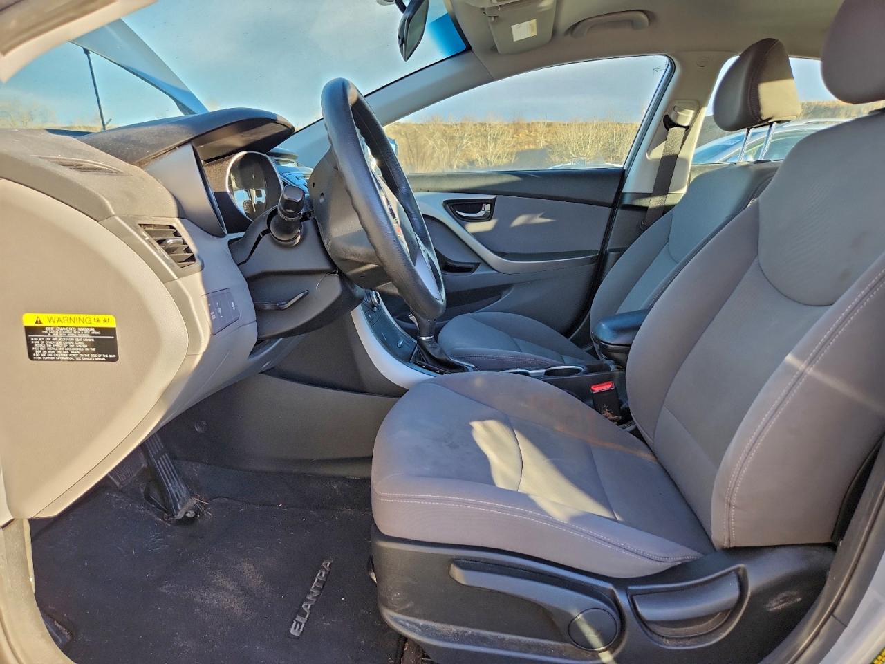 2014 HYUNDAI ELANTRA SE photo 7