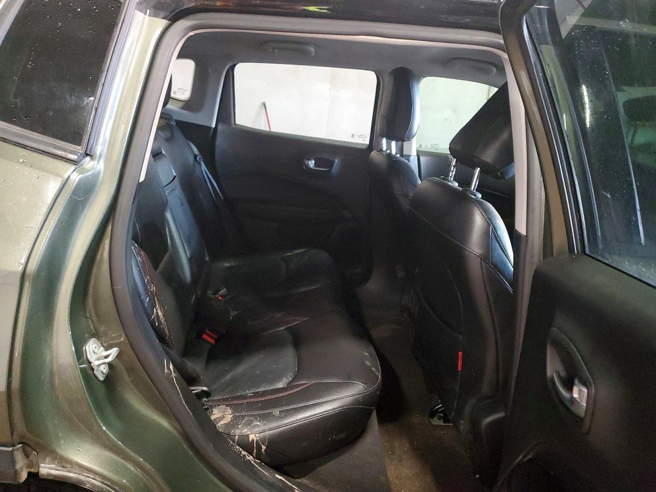 2017 JEEP COMPASS TRAILHAWK photo 11