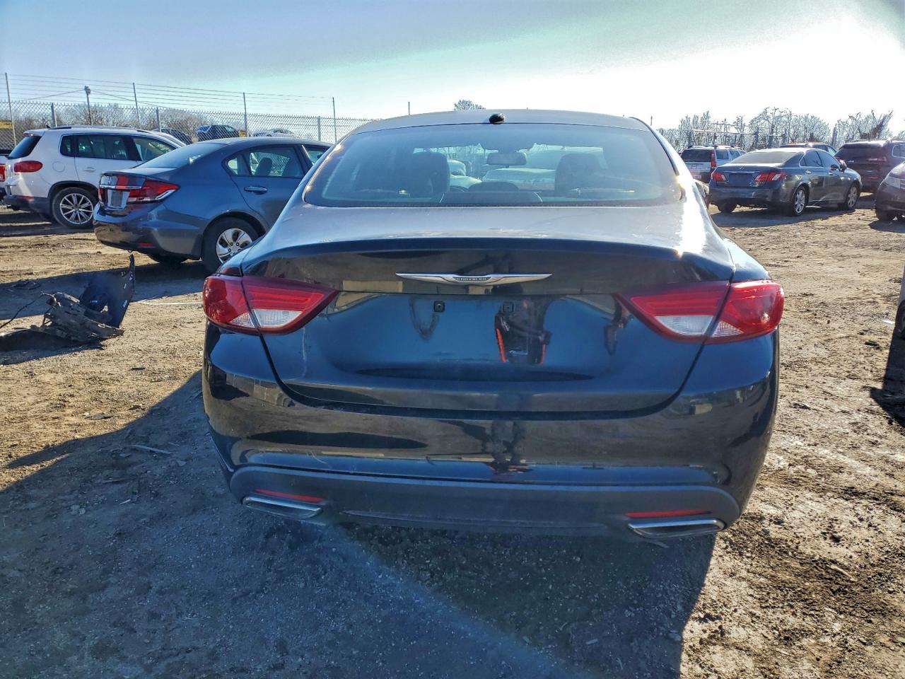 2015 CHRYSLER 200 S photo 6