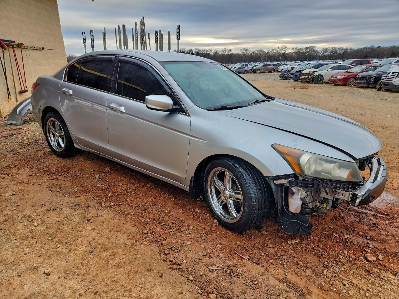 2011 HONDA ACCORD LX photo 4
