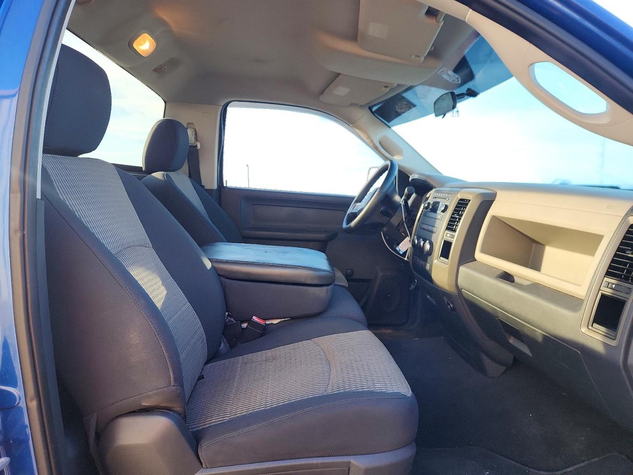 2011 DODGE RAM 1500 photo 10