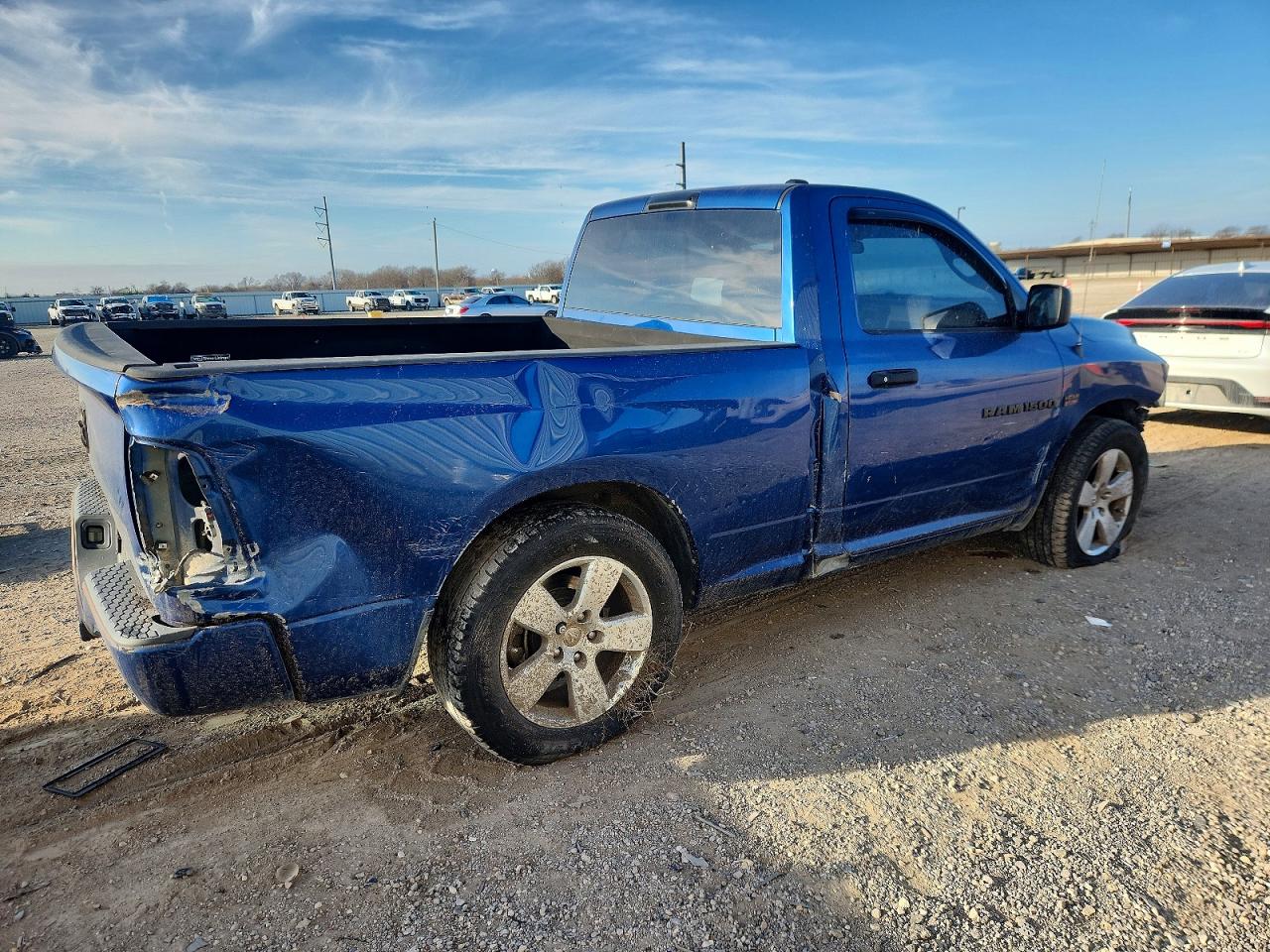 2011 DODGE RAM 1500 photo 3