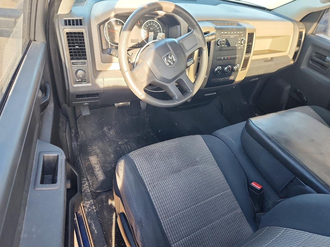 2011 DODGE RAM 1500 photo 8
