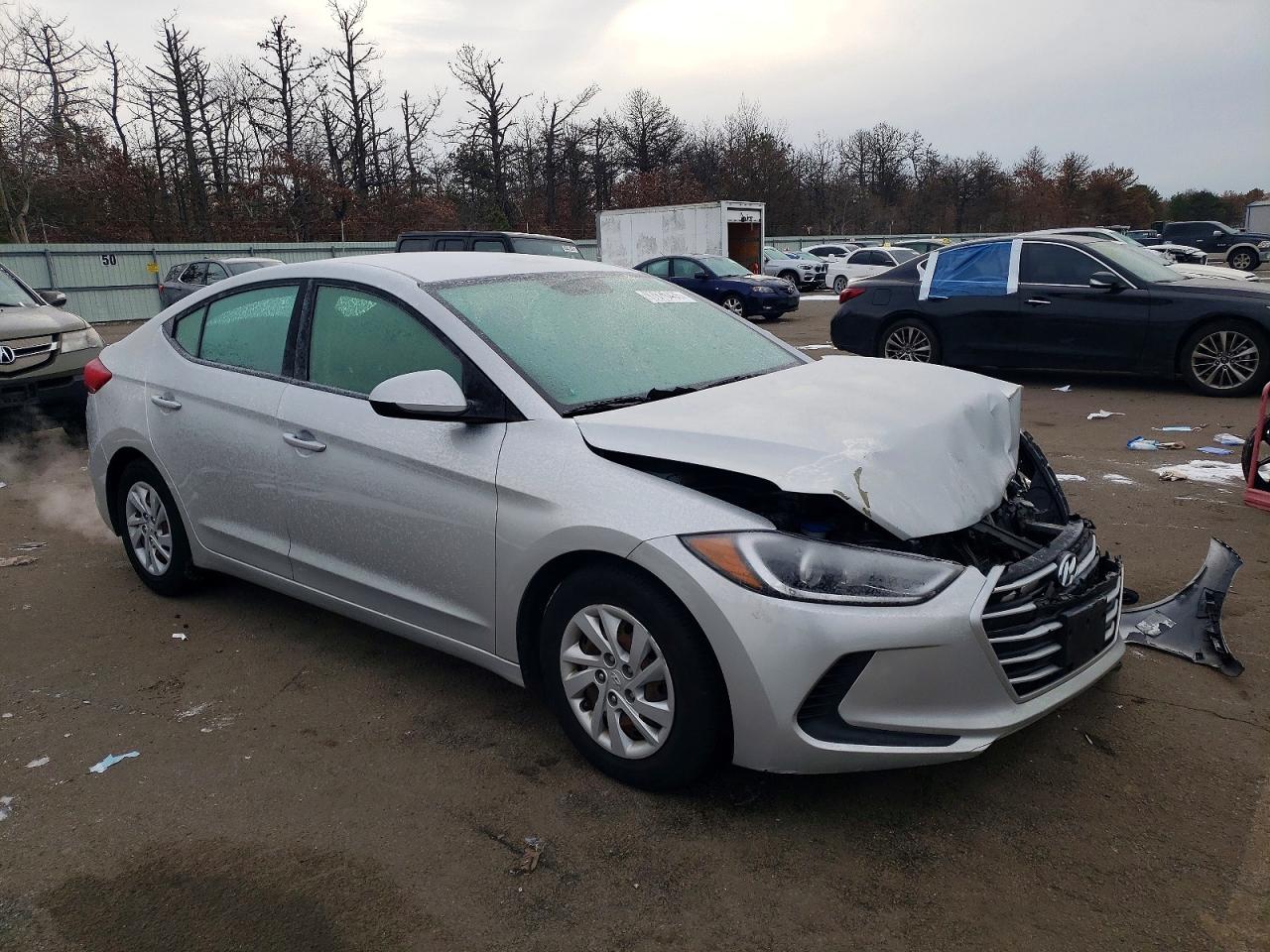 2018 HYUNDAI ELANTRA SE photo 4