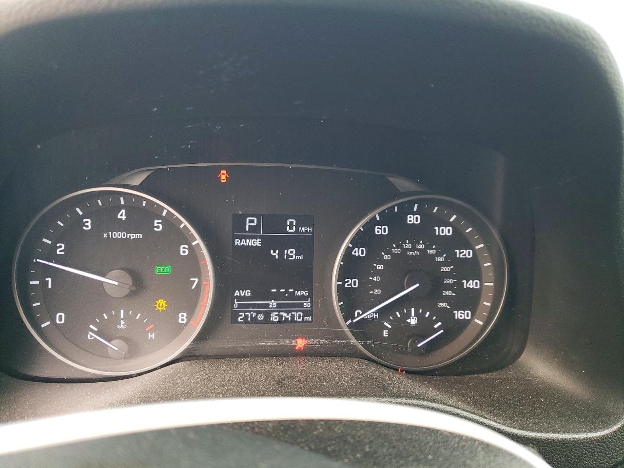 2018 HYUNDAI ELANTRA SE photo 9