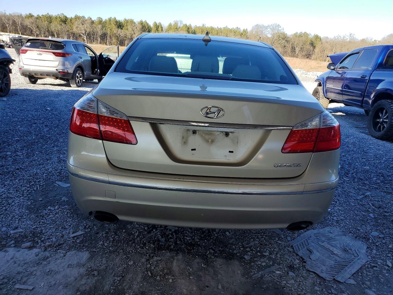 2011 HYUNDAI GENESIS 3.8L photo 6