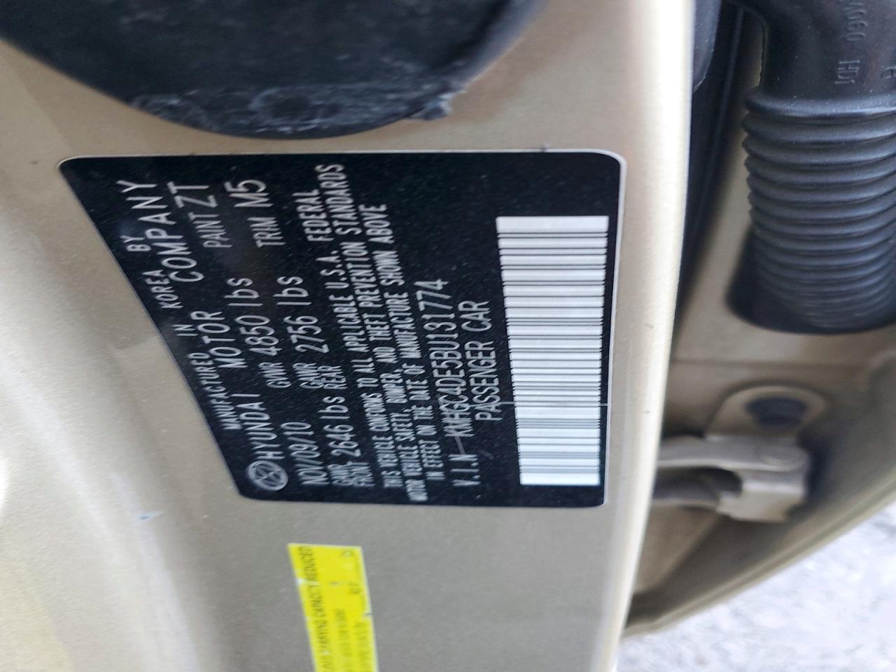2011 HYUNDAI GENESIS 3.8L photo 12
