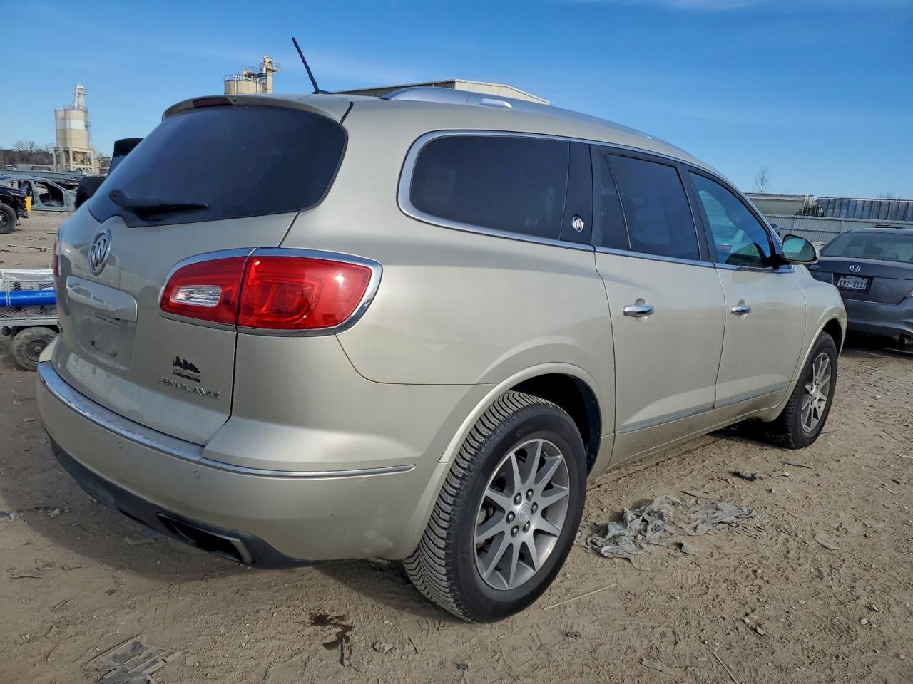 2014 BUICK ENCLAVE photo 3