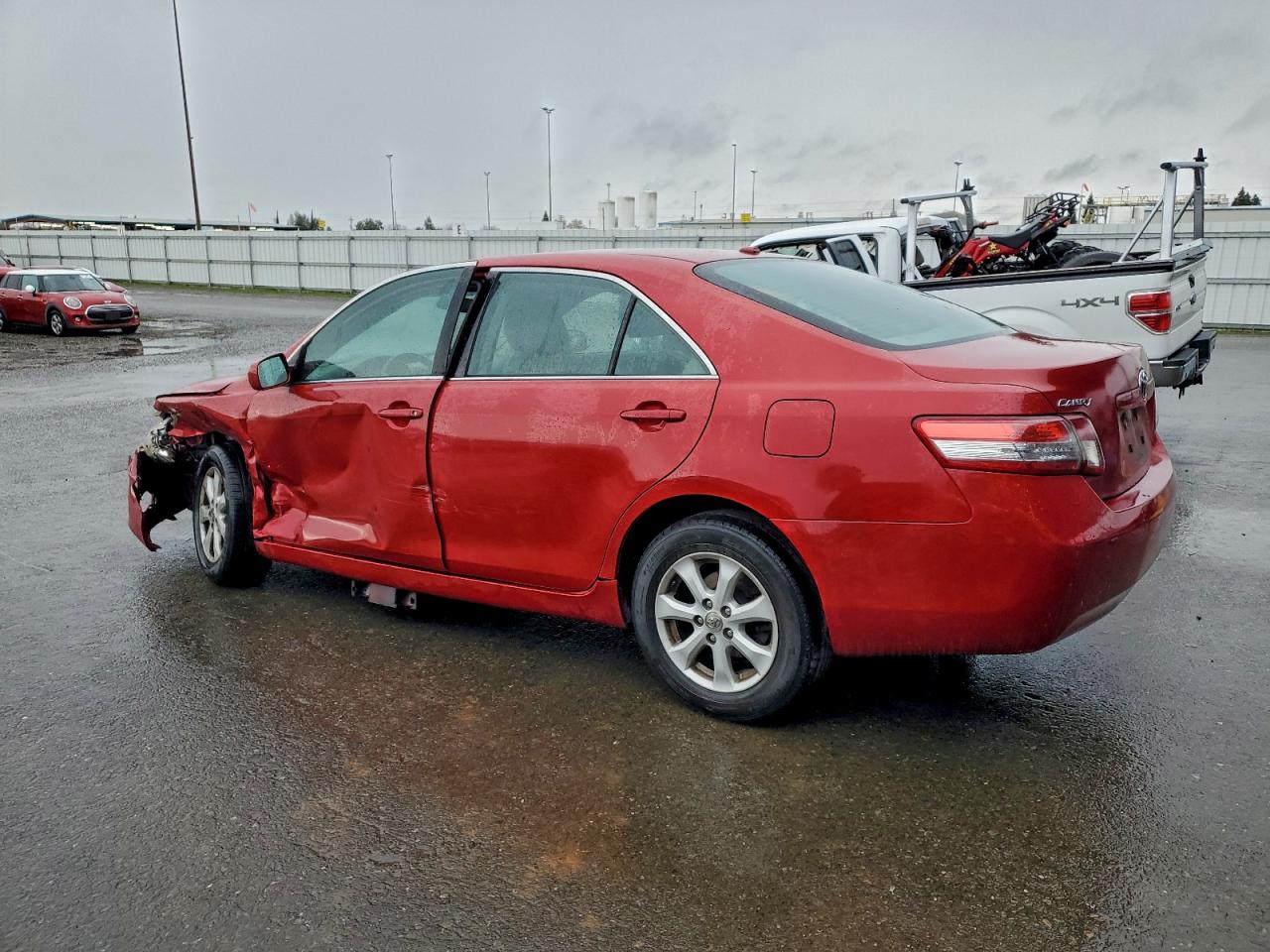 2011 TOYOTA CAMRY BASE photo 2