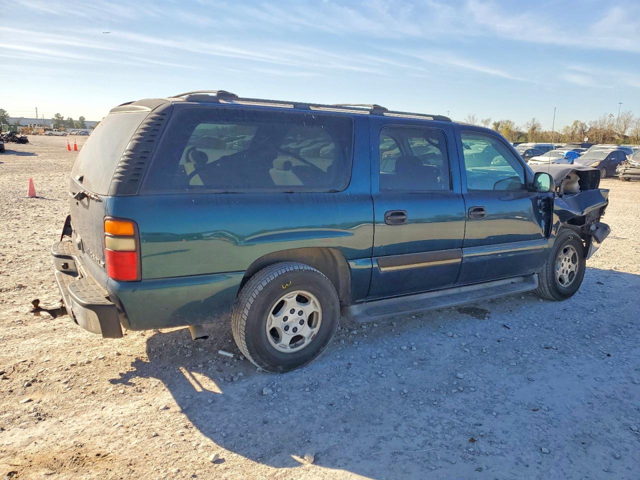 2005 CHEVROLET SUBURBAN C1500 photo 3