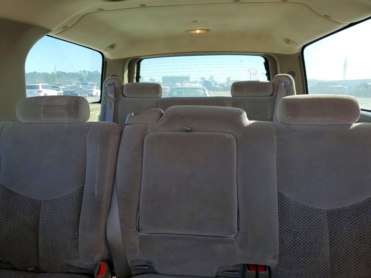 2005 CHEVROLET SUBURBAN C1500 photo 10