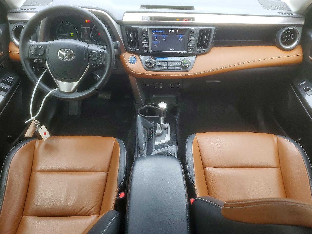 2017 TOYOTA RAV4 HV LIMITED photo 8