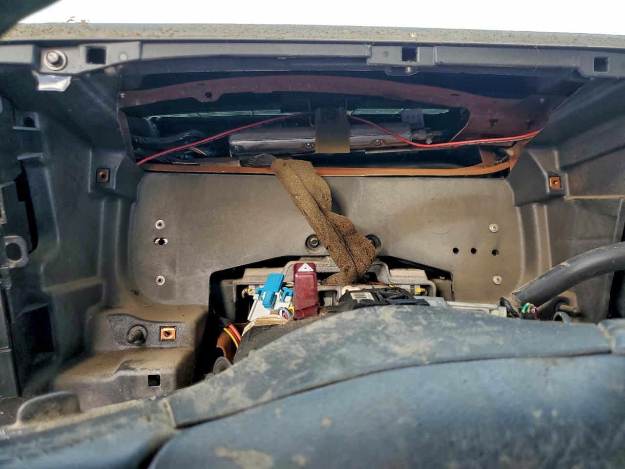 2002 CHEVROLET SUBURBAN K1500 photo 9