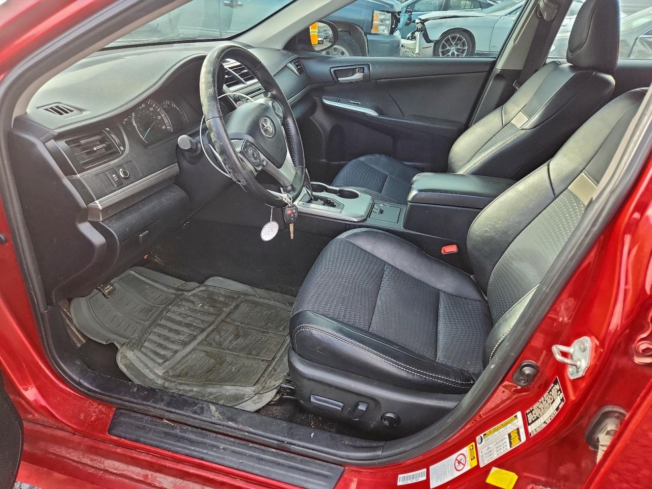 2013 TOYOTA CAMRY L photo 7
