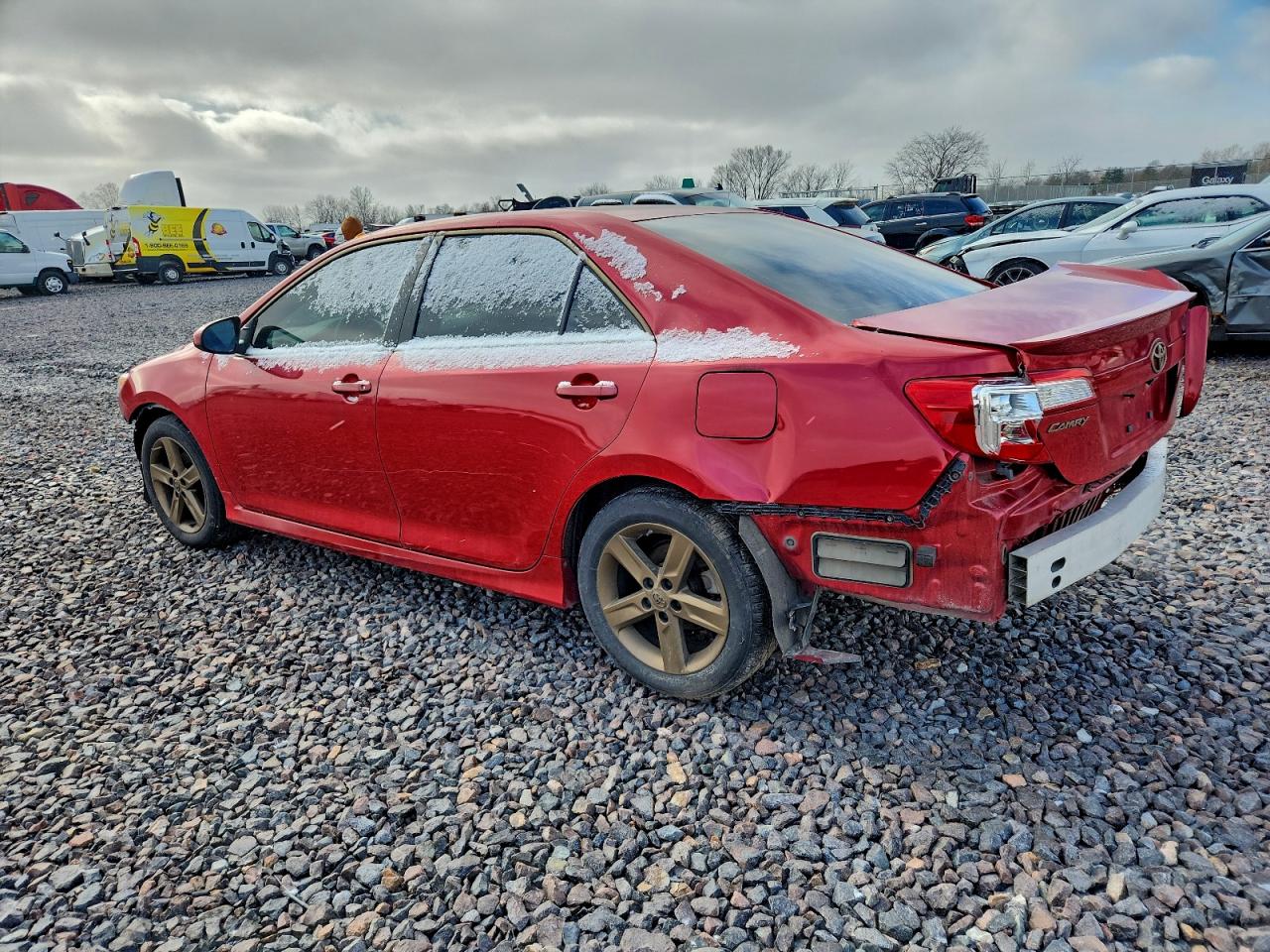 2013 TOYOTA CAMRY L photo 2