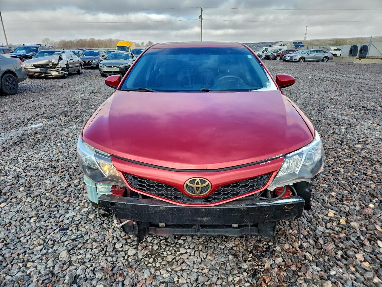 2013 TOYOTA CAMRY L photo 5