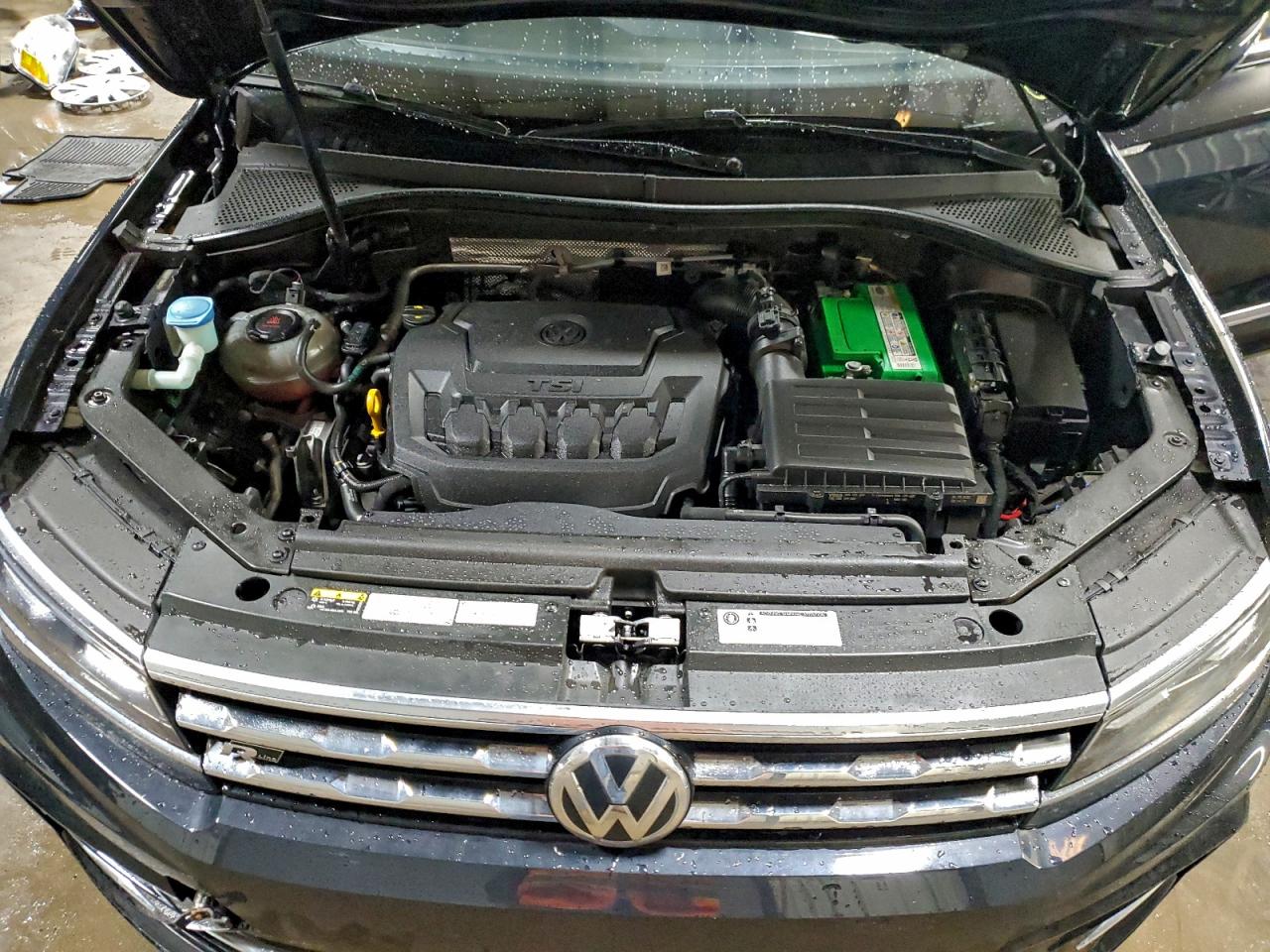 2020 VOLKSWAGEN TIGUAN SEL PREMIUM R-LINE photo 21