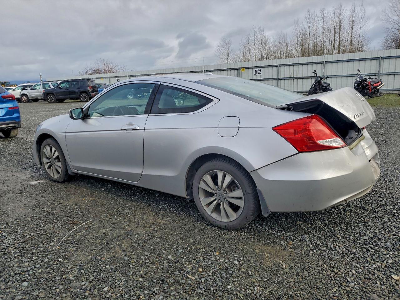 2011 HONDA ACCORD EXL photo 2