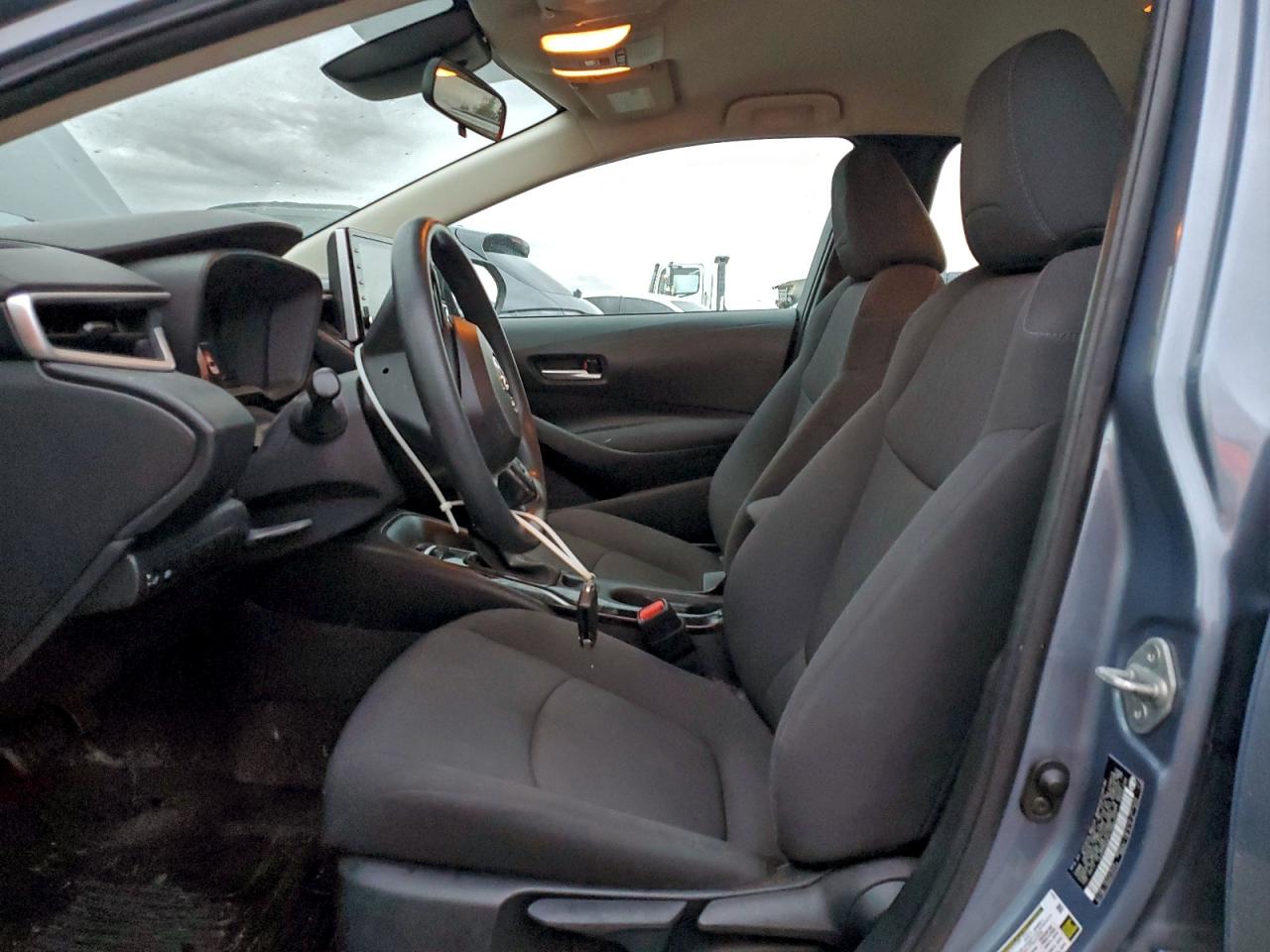 2020 TOYOTA COROLLA LE photo 7