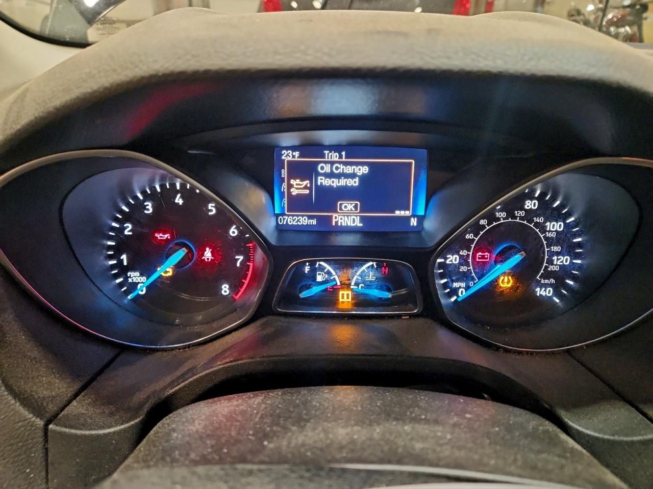 2017 FORD FOCUS SE photo 9