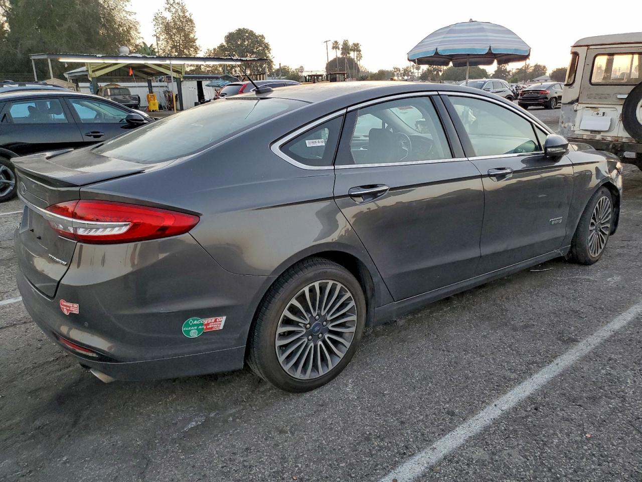 2017 FORD FUSION TITANIUM PHEV photo 3