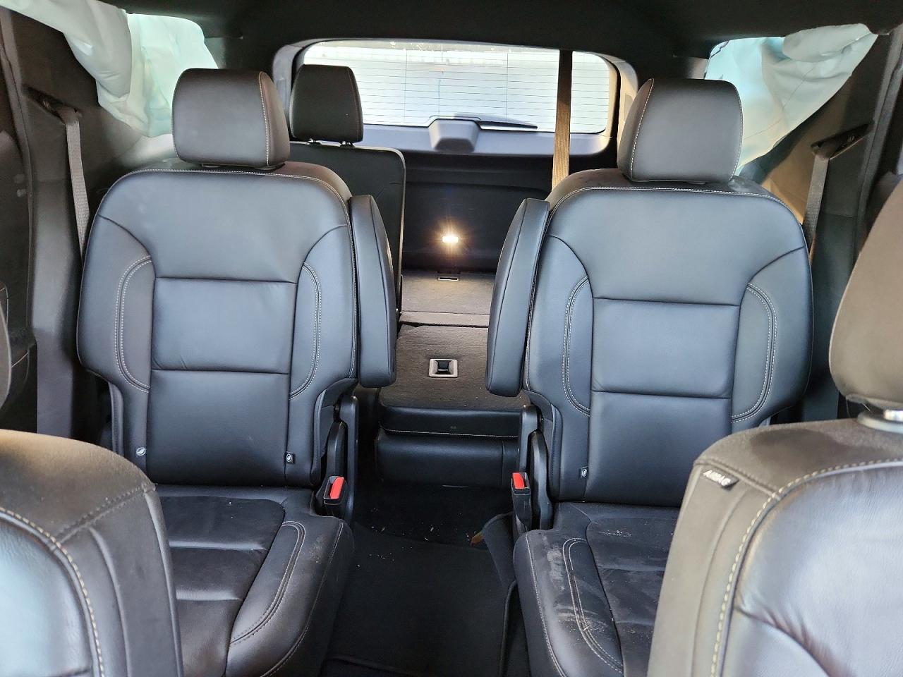 2023 CHEVROLET TRAVERSE LT photo 10