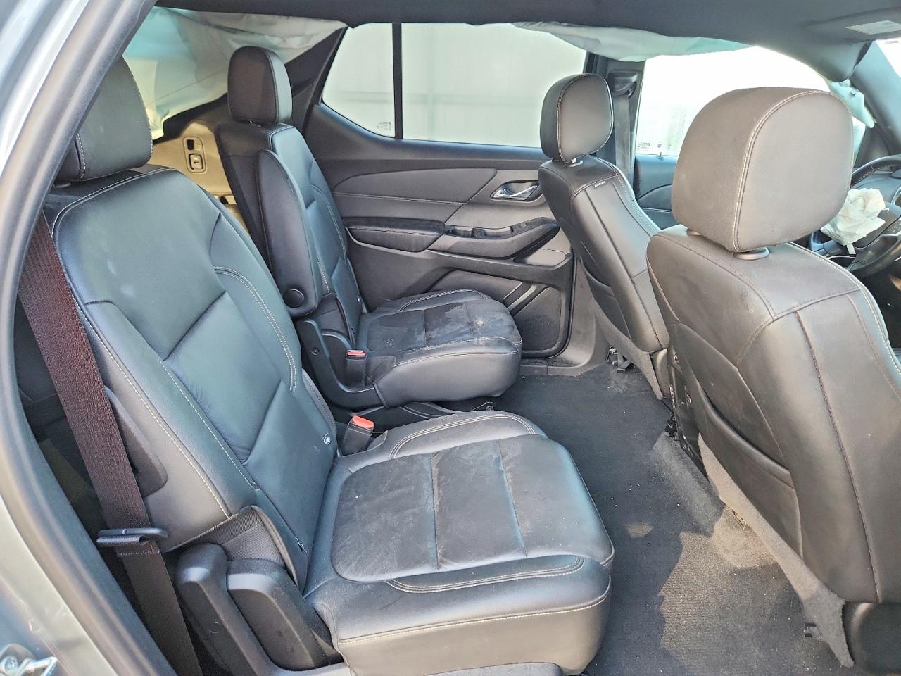 2023 CHEVROLET TRAVERSE LT photo 11