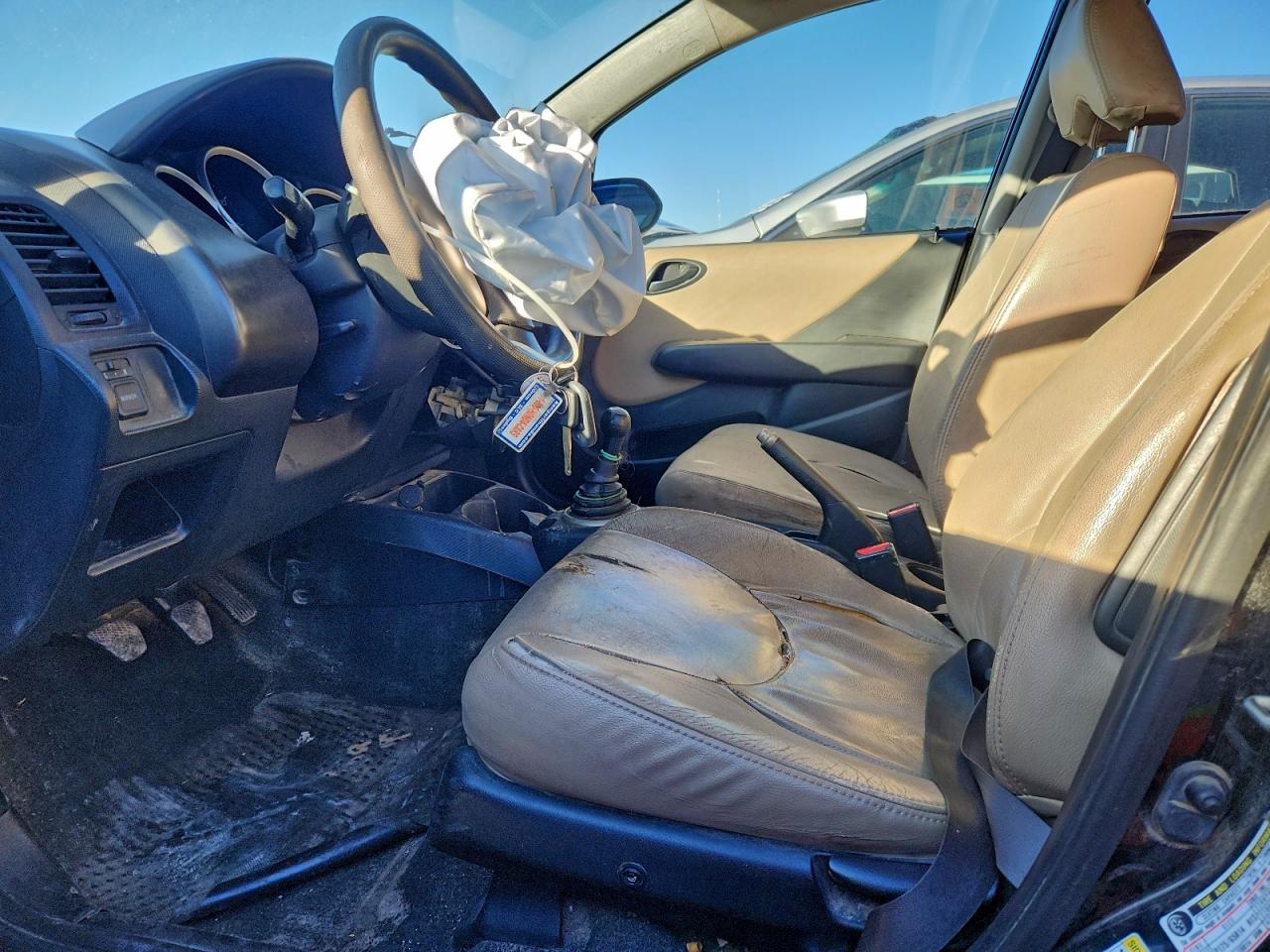 2008 HONDA FIT photo 13