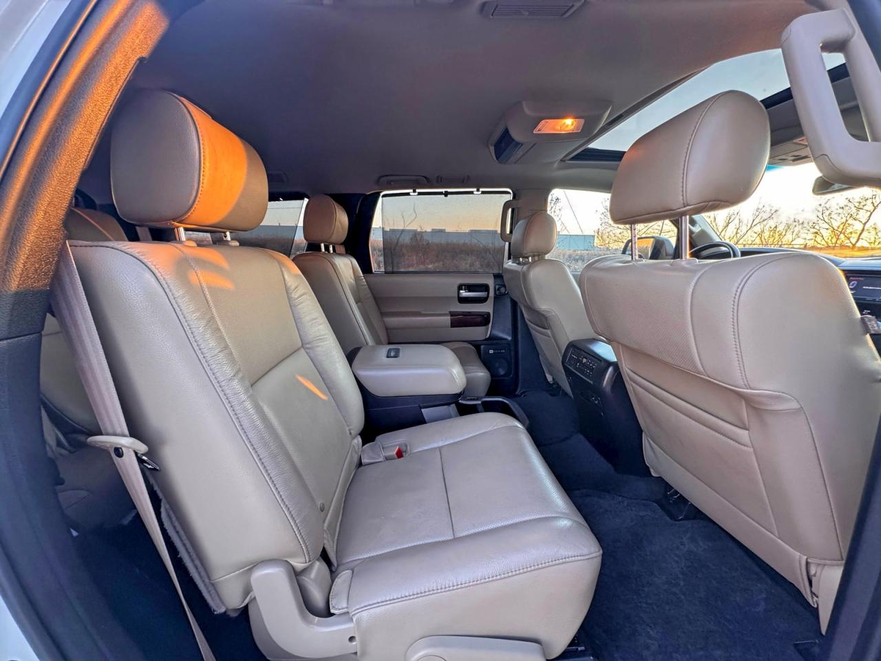 2014 TOYOTA SEQUOIA PLATINUM photo 6