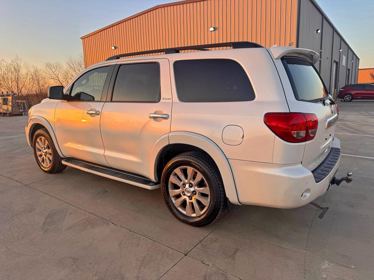 2014 TOYOTA SEQUOIA PLATINUM photo 3