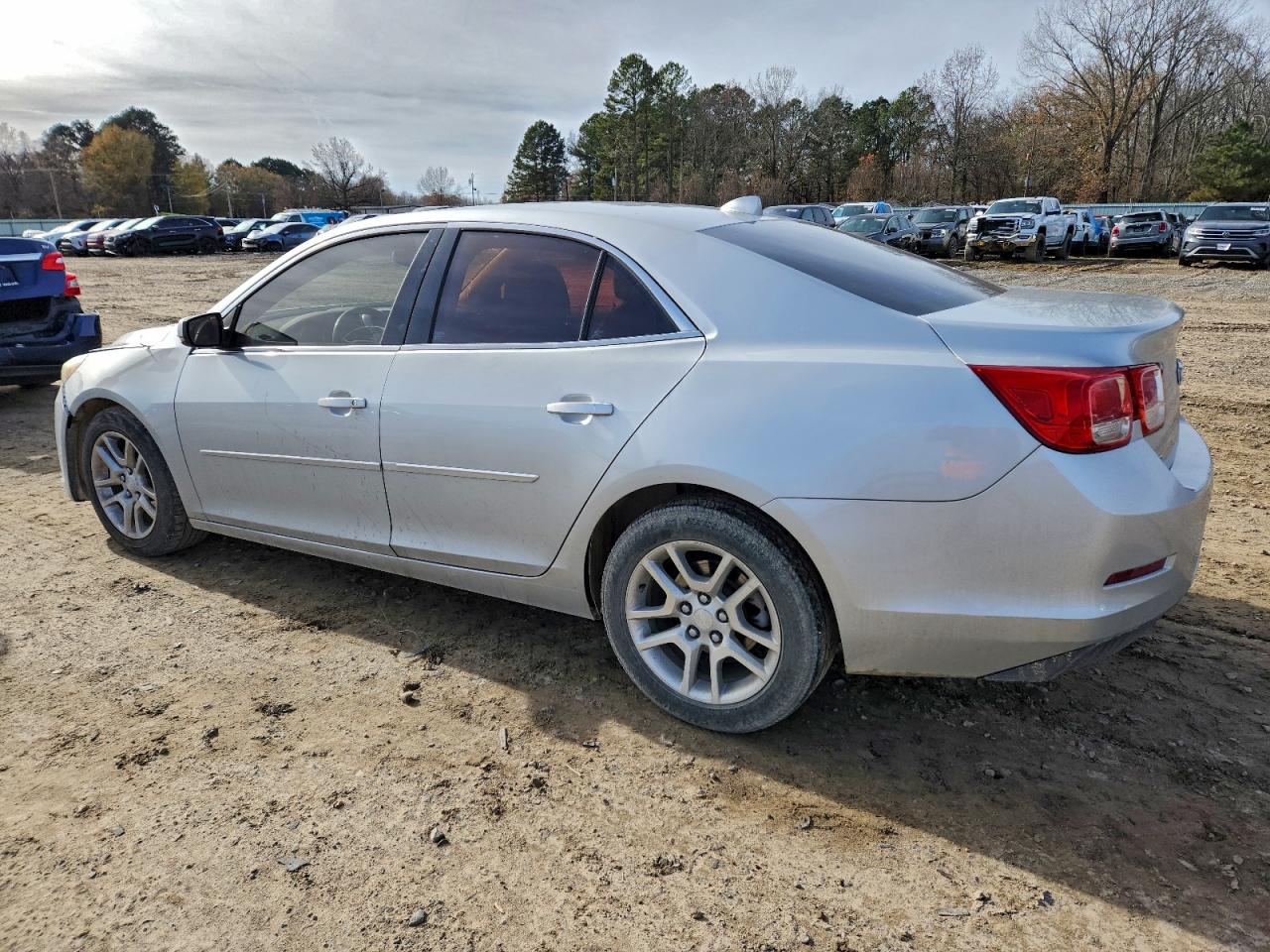 2014 CHEVROLET MALIBU 1LT photo 2