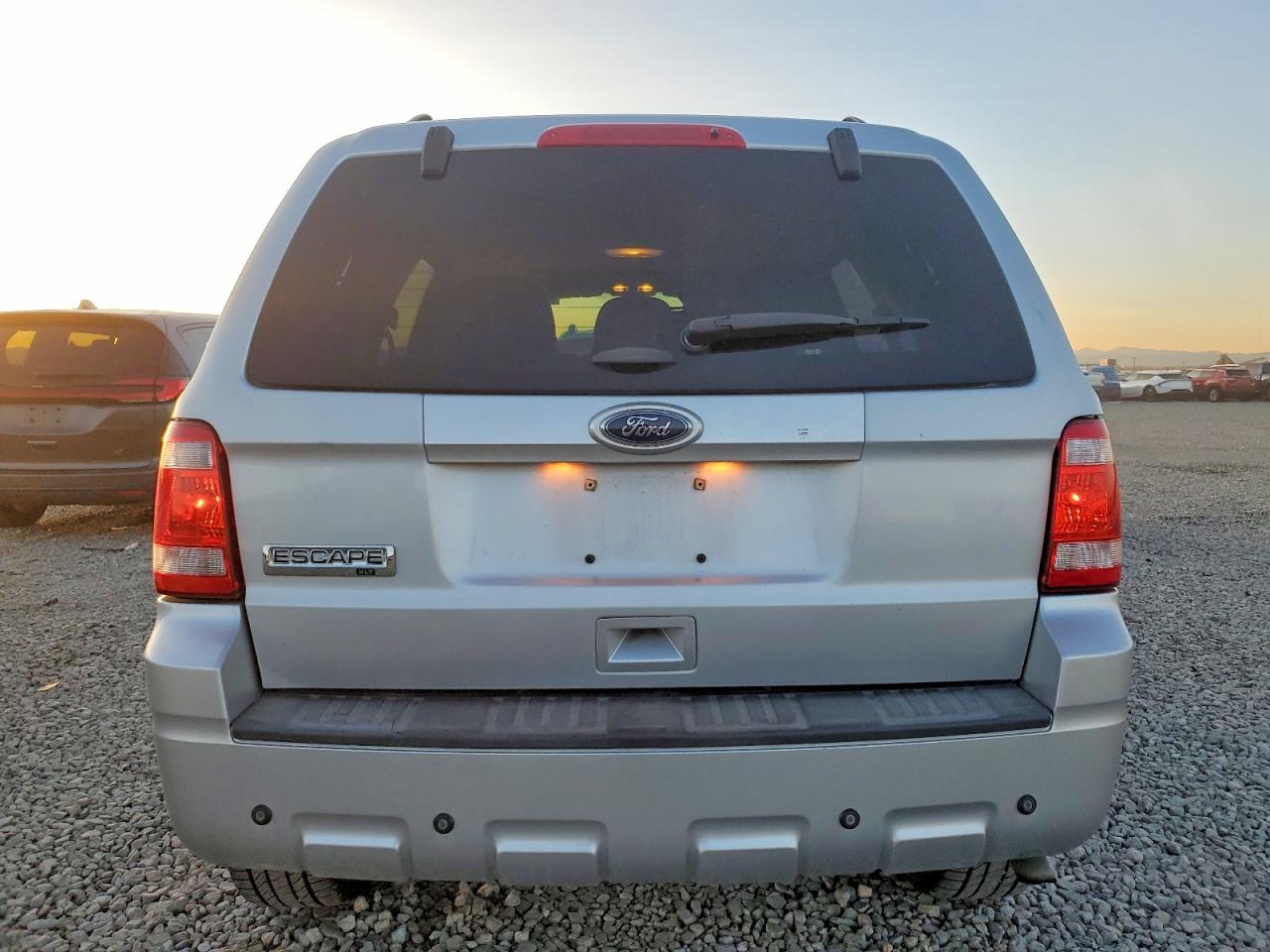 2012 FORD ESCAPE XLT photo 6