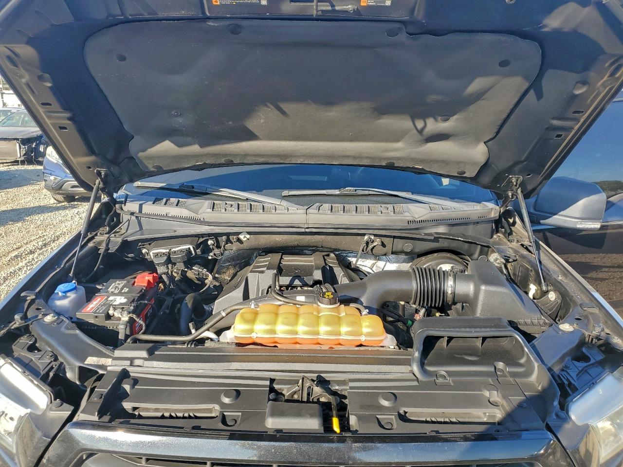 2015 FORD F150 SUPERCREW photo 11