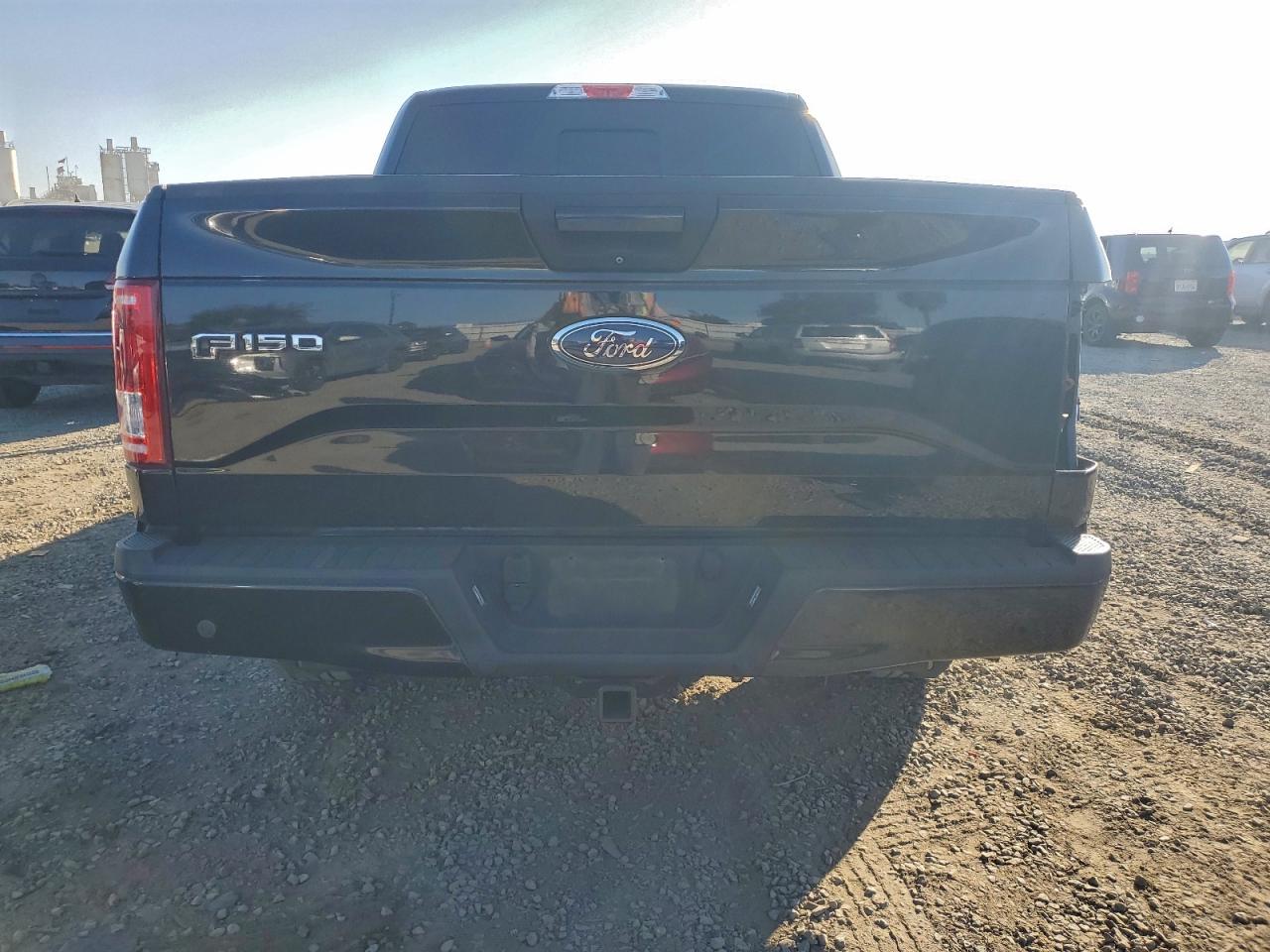 2015 FORD F150 SUPERCREW photo 6