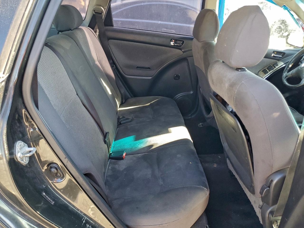 2005 TOYOTA COROLLA MATRIX XR photo 10