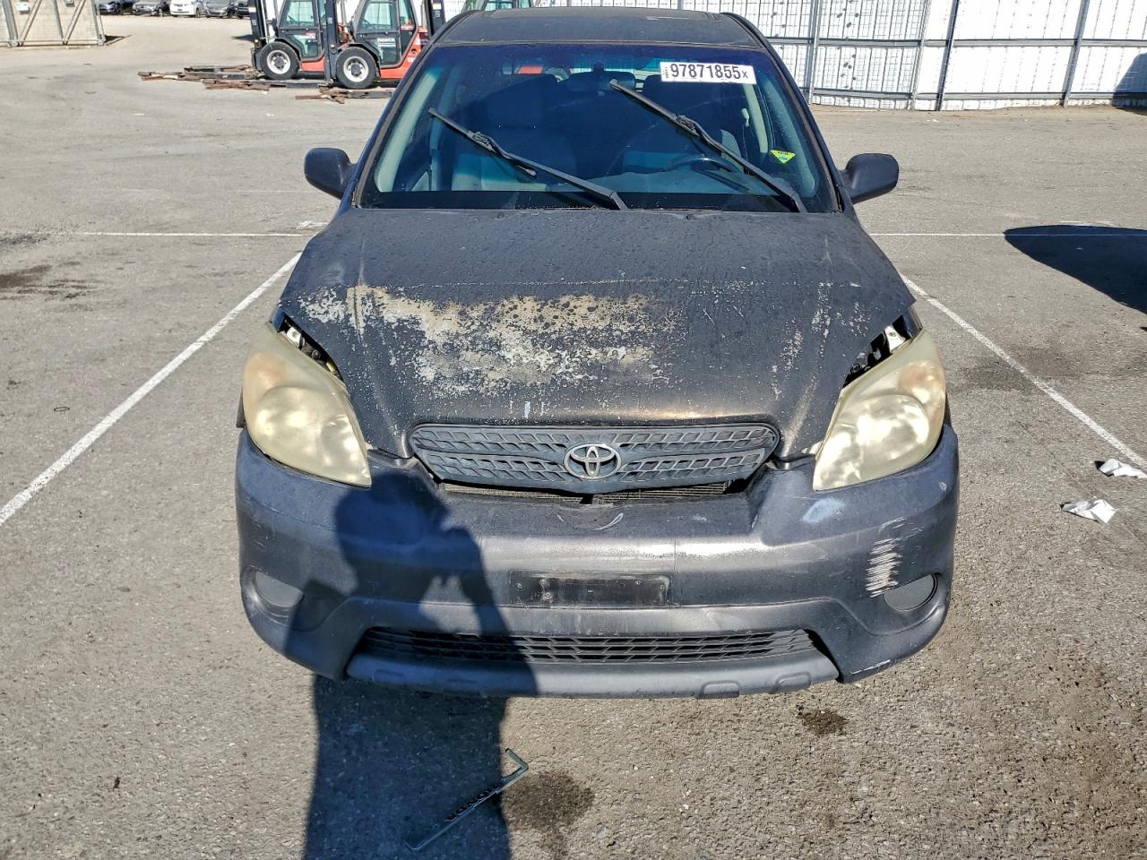 2005 TOYOTA COROLLA MATRIX XR photo 5