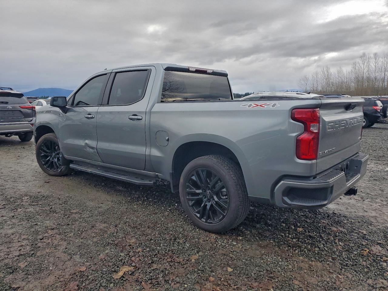 2023 CHEVROLET SILVERADO K1500 RST photo 2