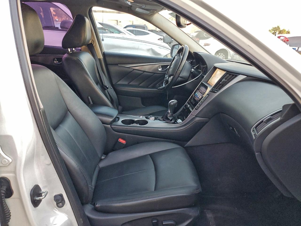 2015 INFINITI Q50 BASE photo 7