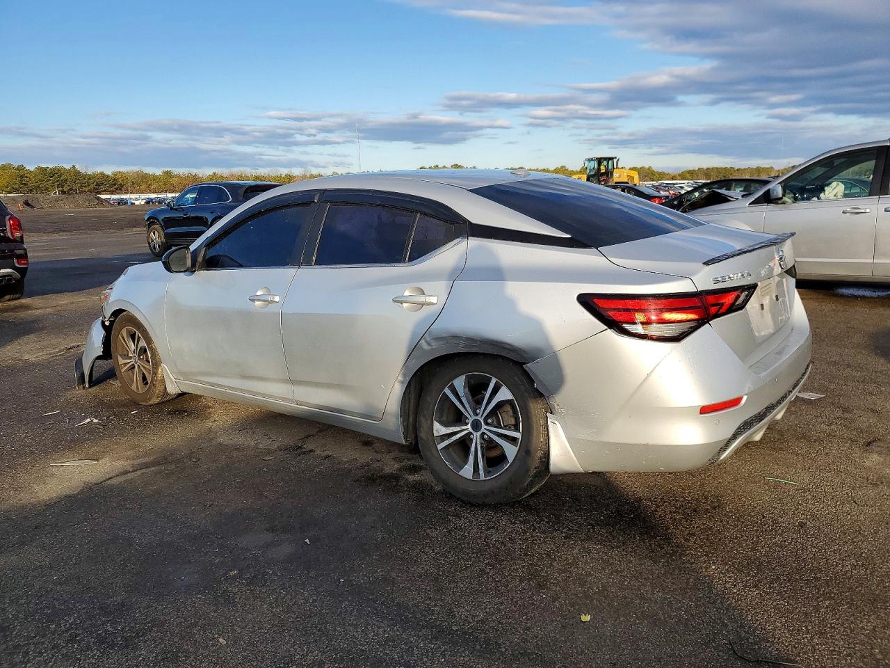 2022 NISSAN SENTRA SV photo 2