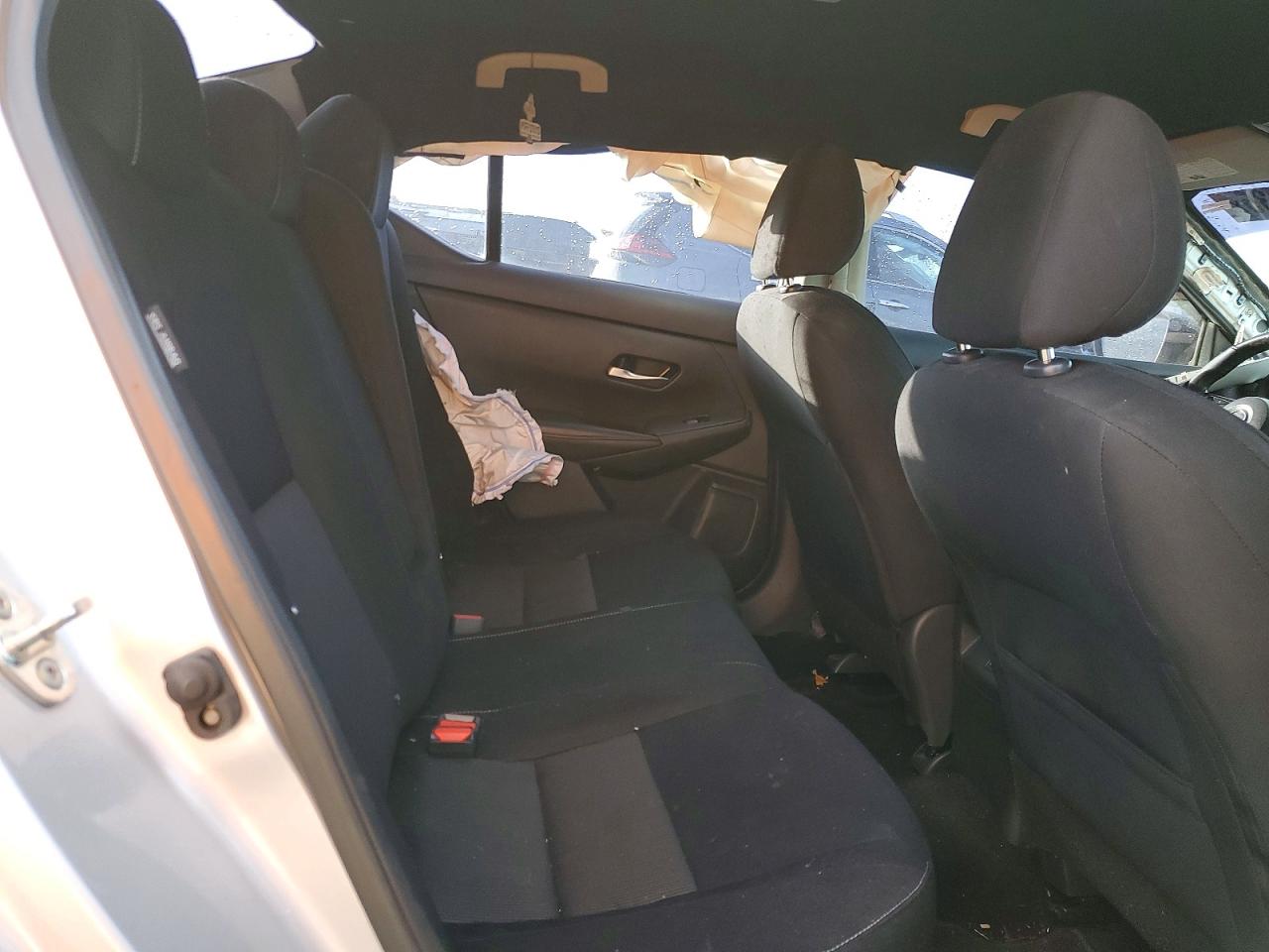 2022 NISSAN SENTRA SV photo 10