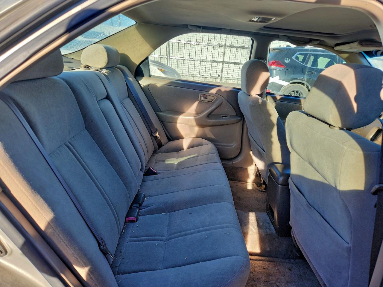 1999 TOYOTA CAMRY LE photo 19