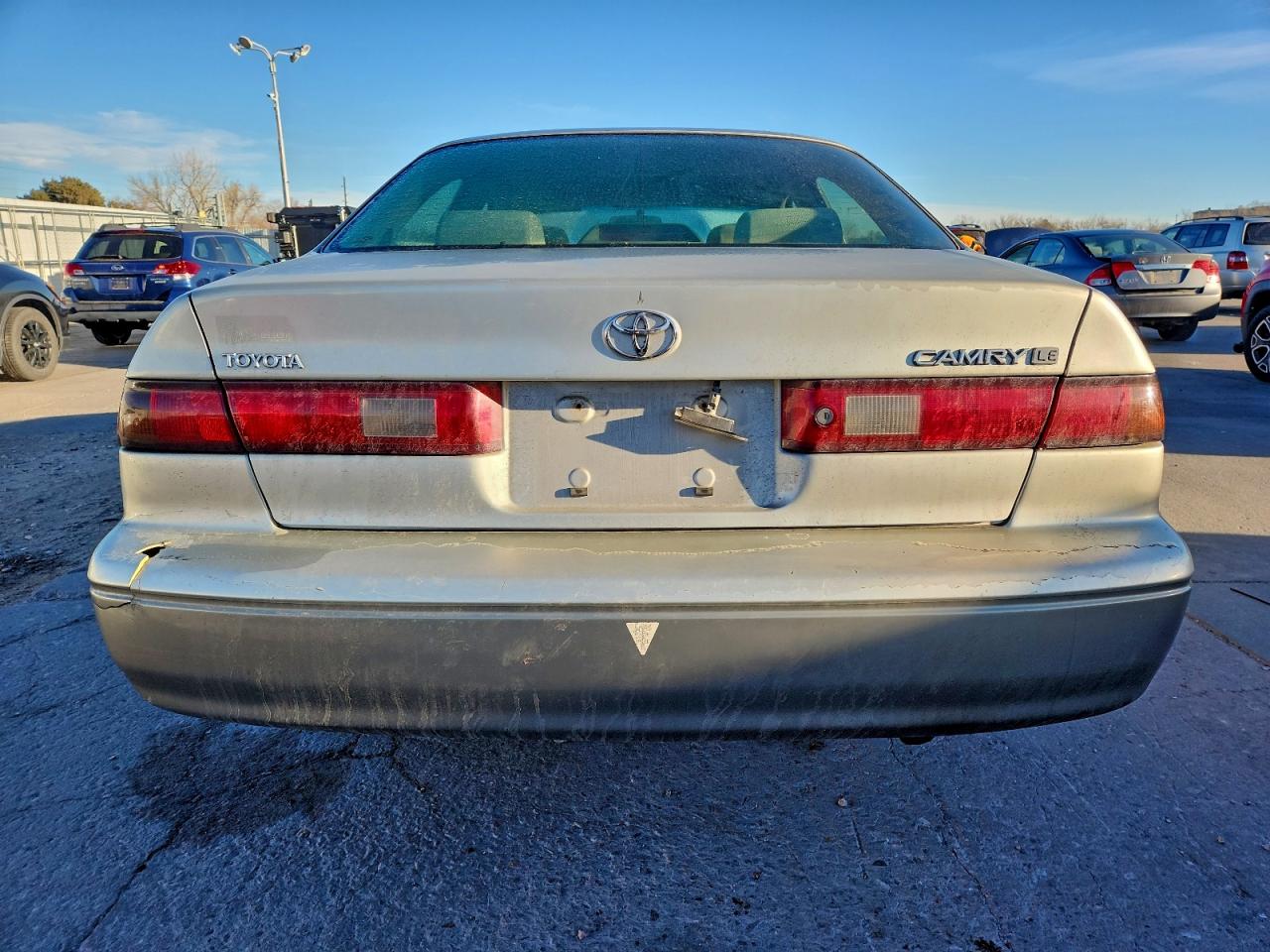 1999 TOYOTA CAMRY LE photo 11