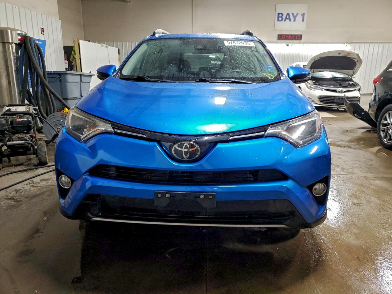 2018 TOYOTA RAV4 ADVENTURE photo 5